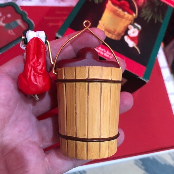 HALLMARK Keepsake Uncle Art's Ice Cream Ornament Vintage 1992 - Picture 3 of 9